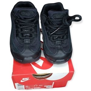 Nike toddler Air Max 95 Size 5C